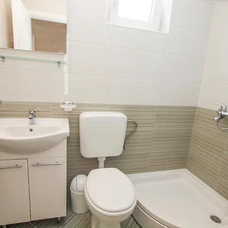 With A Parking Space - Porat, Makarska - 16289 Apartment