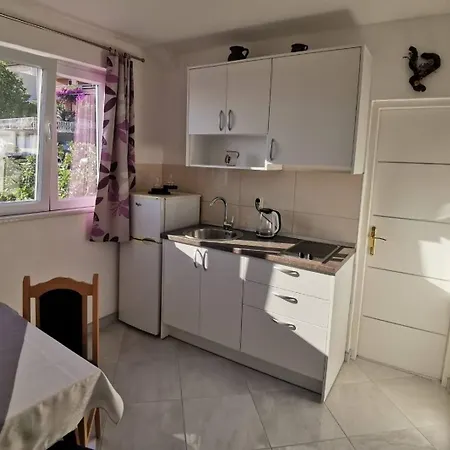 Apartamento With Parking Space - Porat, Makarska - 16289 Živogošće