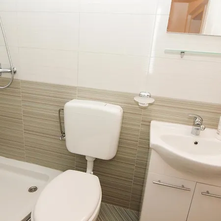With Parking Space - Porat, Makarska - 16289 Apartamento Živogošće