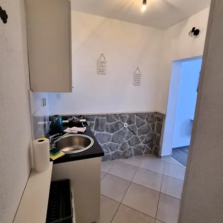 Apartamento With Parking Space - Porat, Makarska - 16289