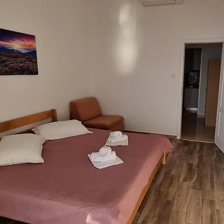 With Parking Space - Porat, Makarska - 16289 Živogošće